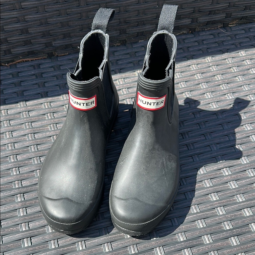 Hunter Women's Black Chelsea Boots